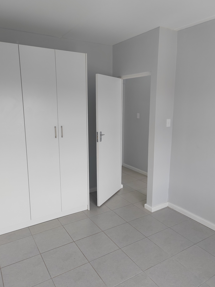 2 Bedroom Property for Sale in Fairview Eastern Cape